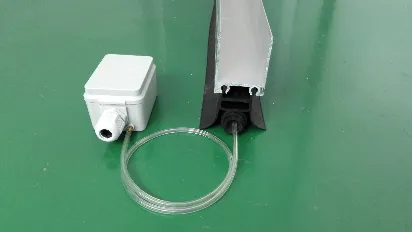 Automatic Industrial Aluminum Alloy Sectional Glass Shop Door