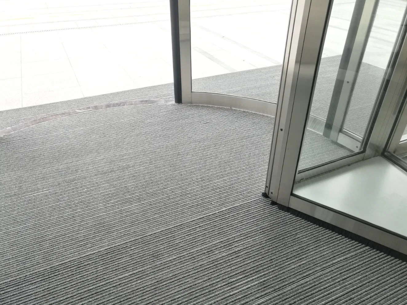 Automatic Revolving Door 1083. W3, 3-Wing with Radar and Photobeam, Disabled Switch