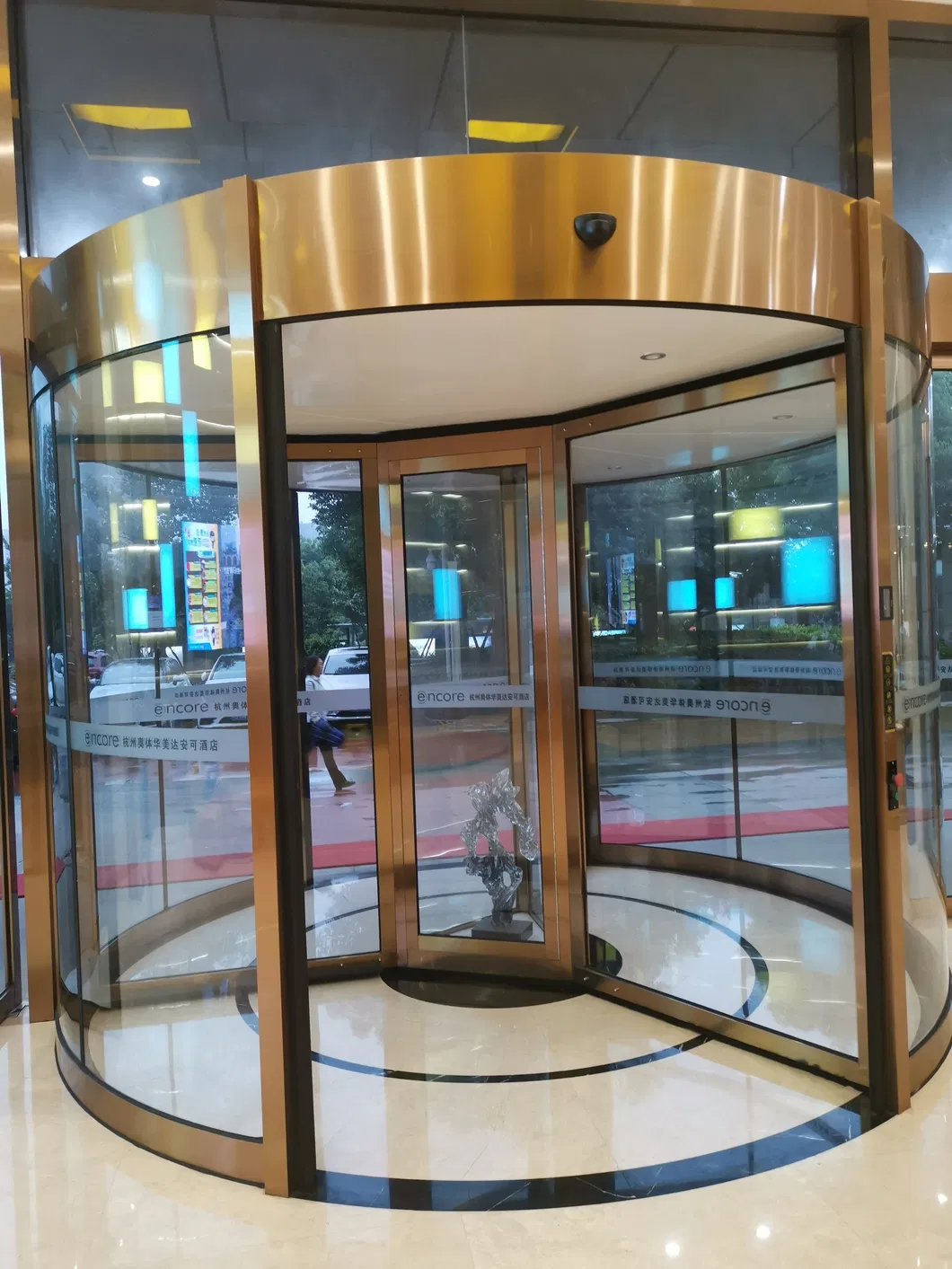 Automatic Revolving Door 1083. W3, 3-Wing with Radar and Photobeam, Disabled Switch