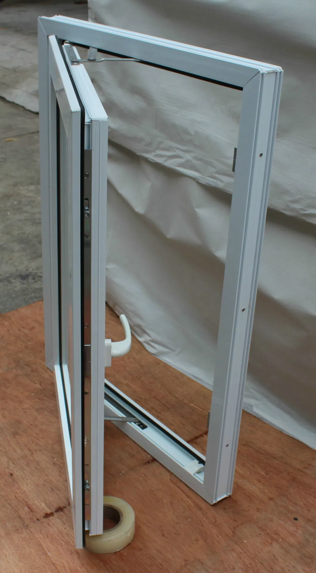 Europe Standard UPVC/PVC Casement Window with Double Clear Tempered Glass