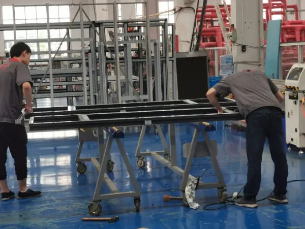 Good Quality Aluminum Heat Insulation Doors Center Pivoting