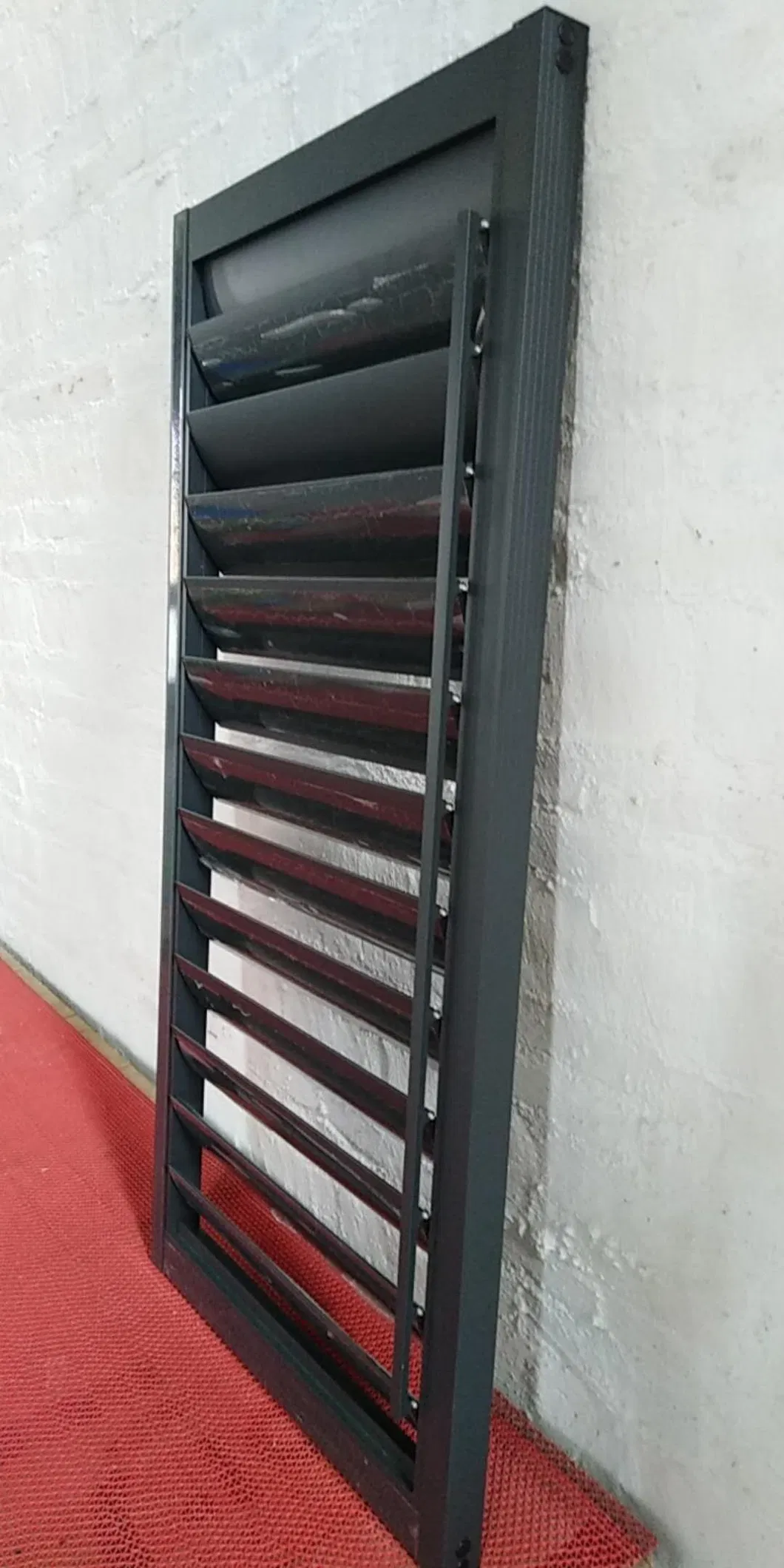 High Quality Aluminum Louvered Window Screens