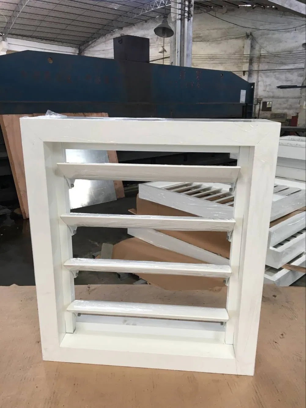 High Quality Aluminum Louvered Window Screens