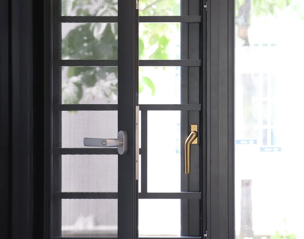 Impact Resistance High Rise Inward Opening Hollow Triple Tempered Glass Aluminum Casement Window with Mosquito Net