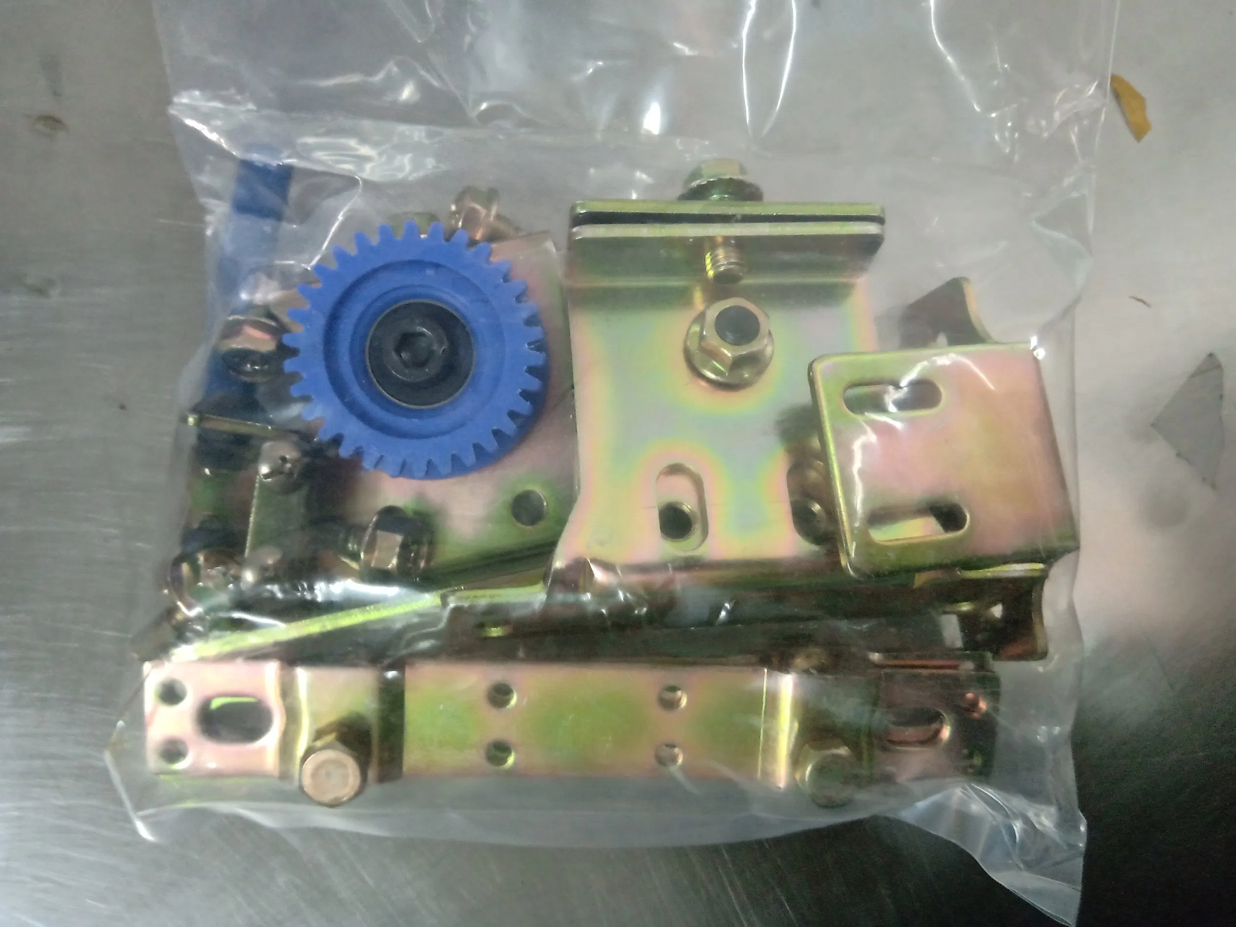 Right Opening Semi-Automatic Sliding Door Closer 906-a